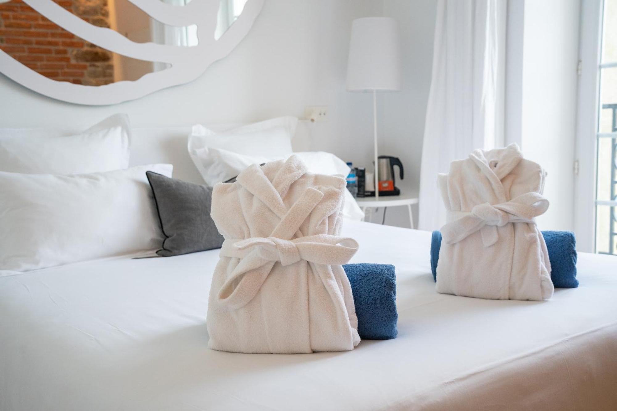Les Garennes - Hotel Spa Беноде Екстер'єр фото