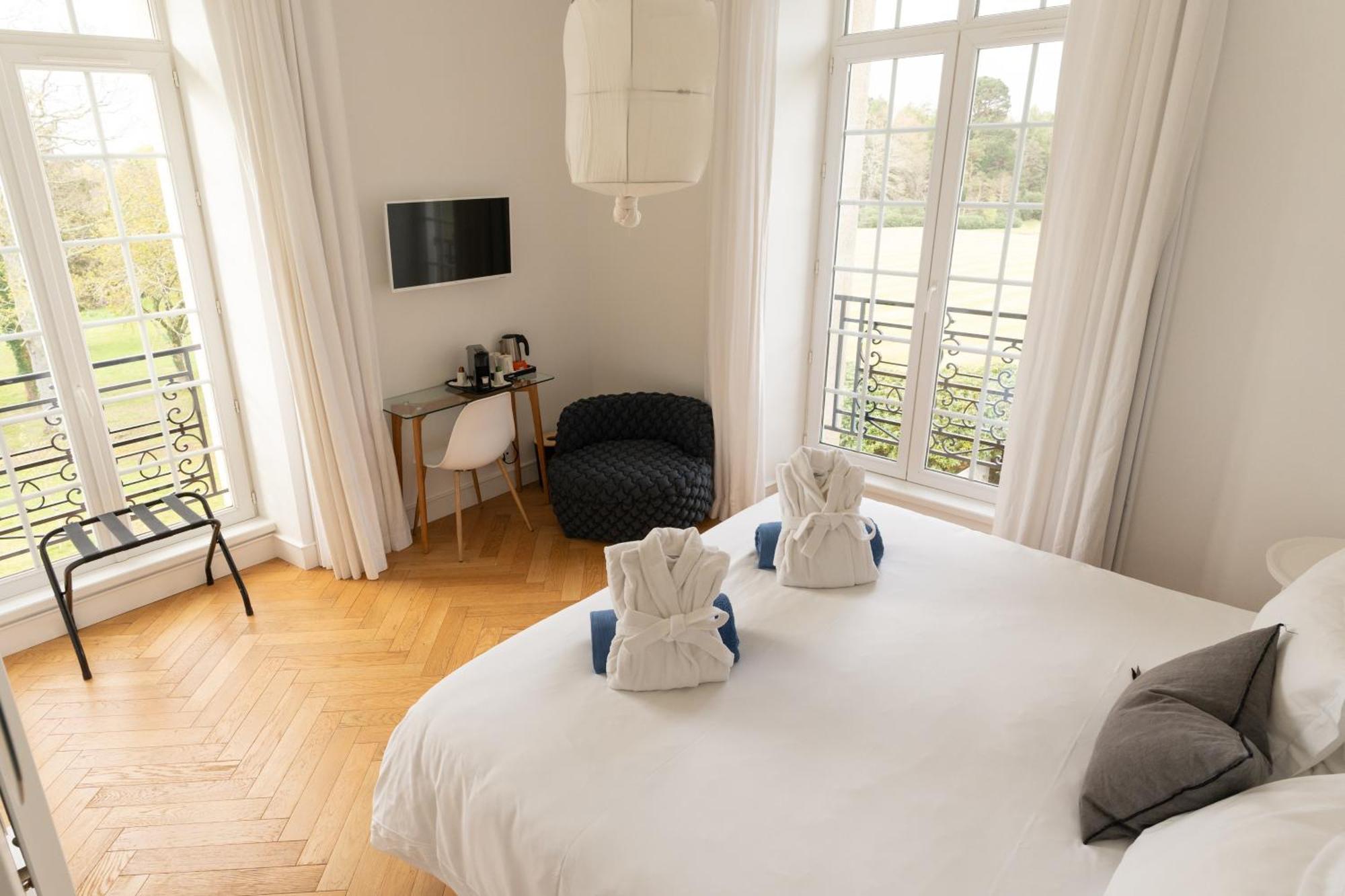 Les Garennes - Hotel Spa Беноде Екстер'єр фото