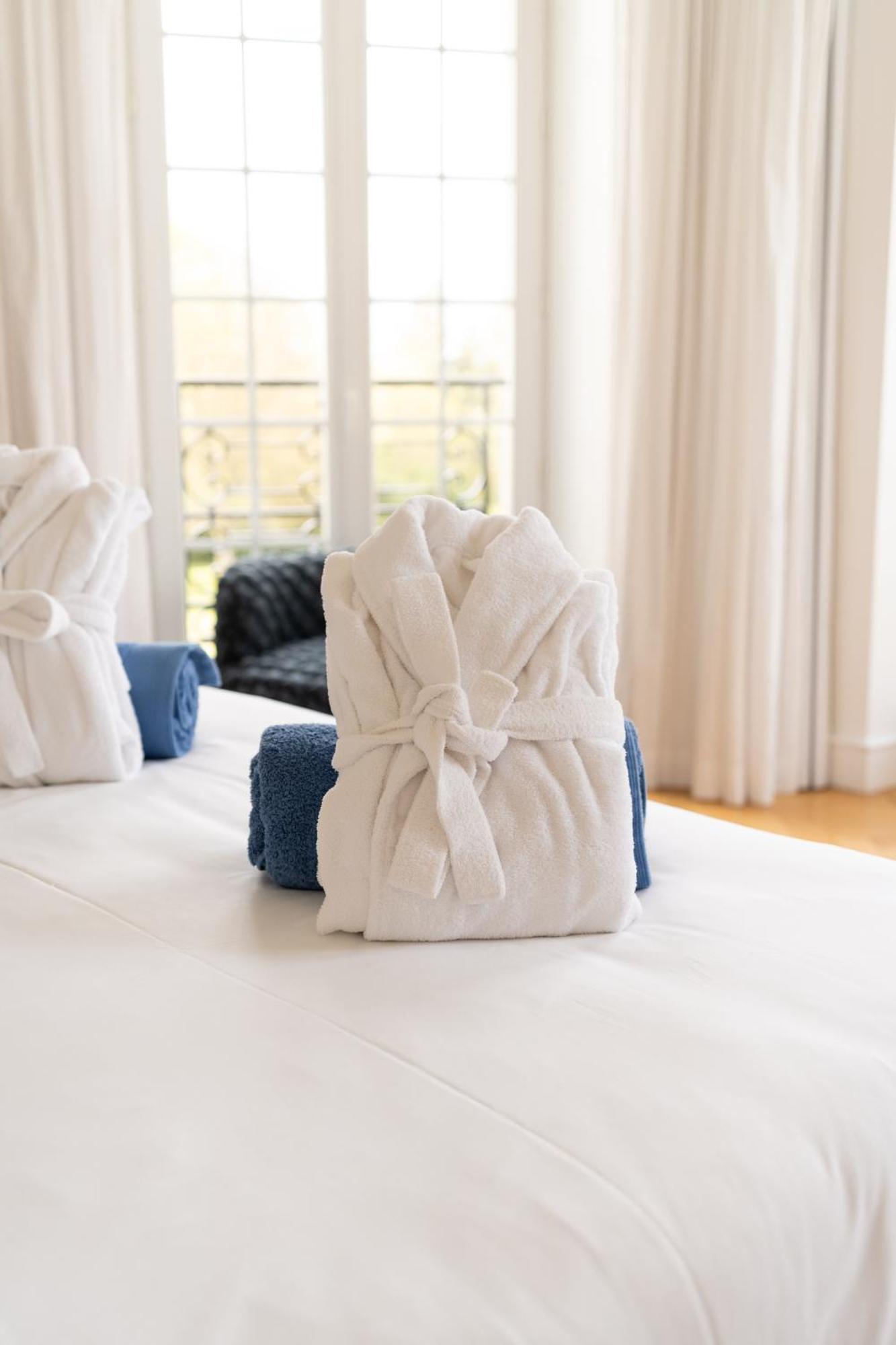 Les Garennes - Hotel Spa Беноде Екстер'єр фото